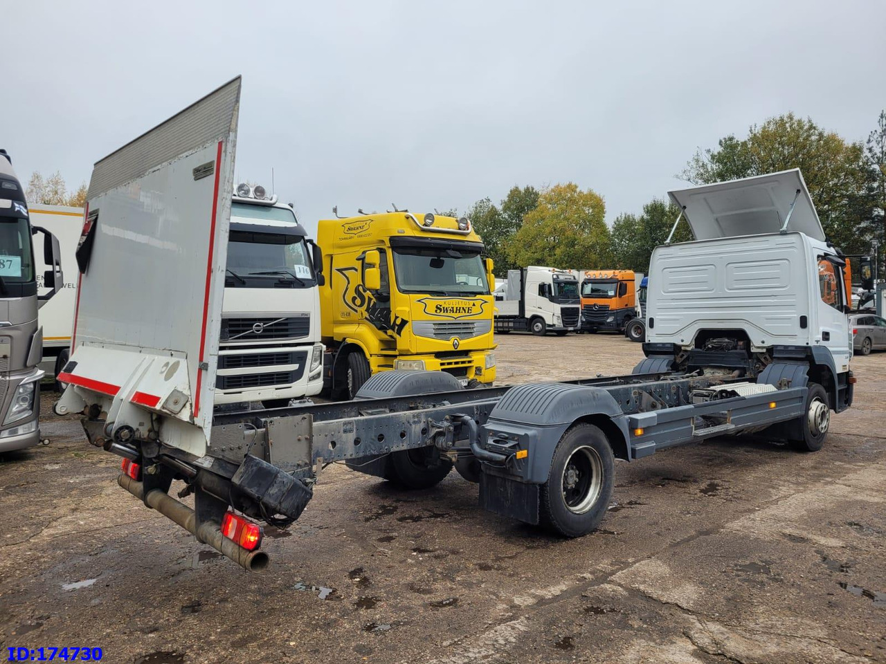 MERCEDES-BENZ Atego 1218 - Euro6 - Manual - Full Steel - Caminhão chassi: foto 5 MERCEDES-BENZ Atego 1218 - Euro6 - Manual - Full Steel - Caminhão chassi: foto 5