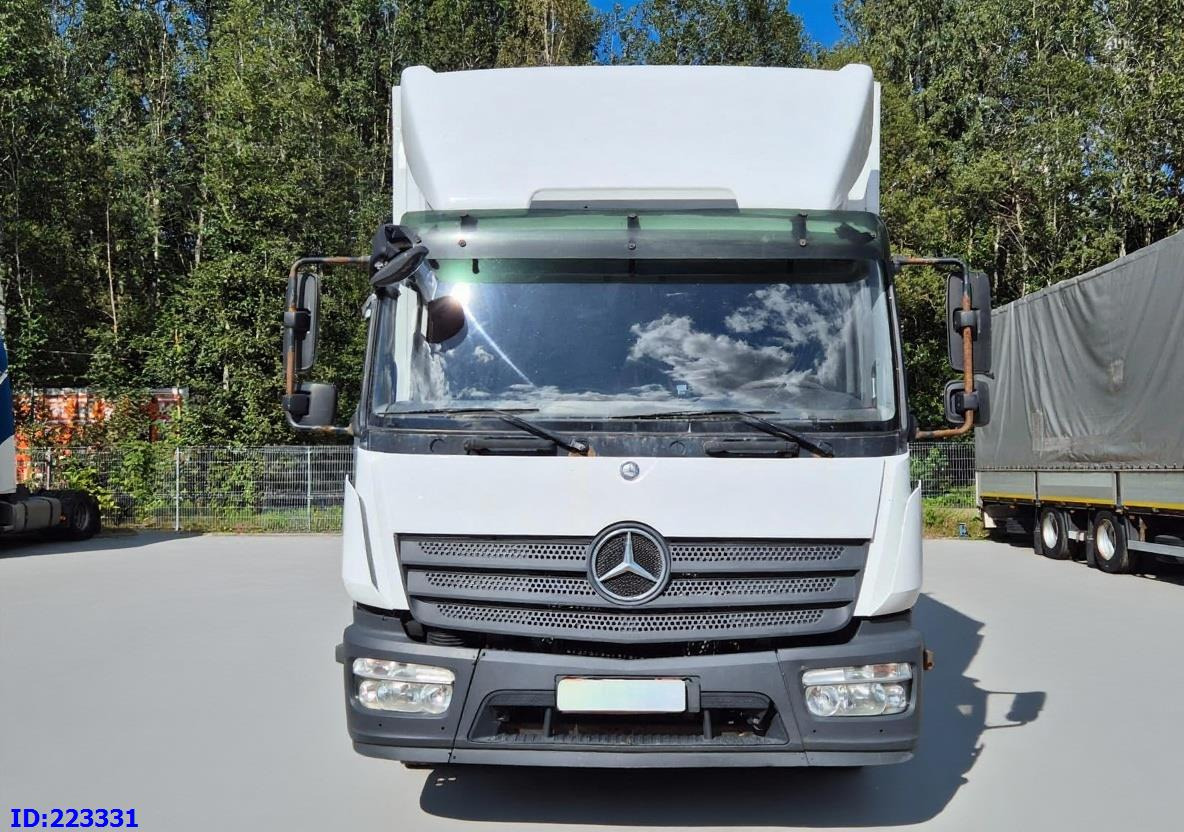 MERCEDES-BENZ Atego 1221 Euro6 (Open side box) - Caminhão isotérmico: foto 2 MERCEDES-BENZ Atego 1221 Euro6 (Open side box) - Caminhão isotérmico: foto 2
