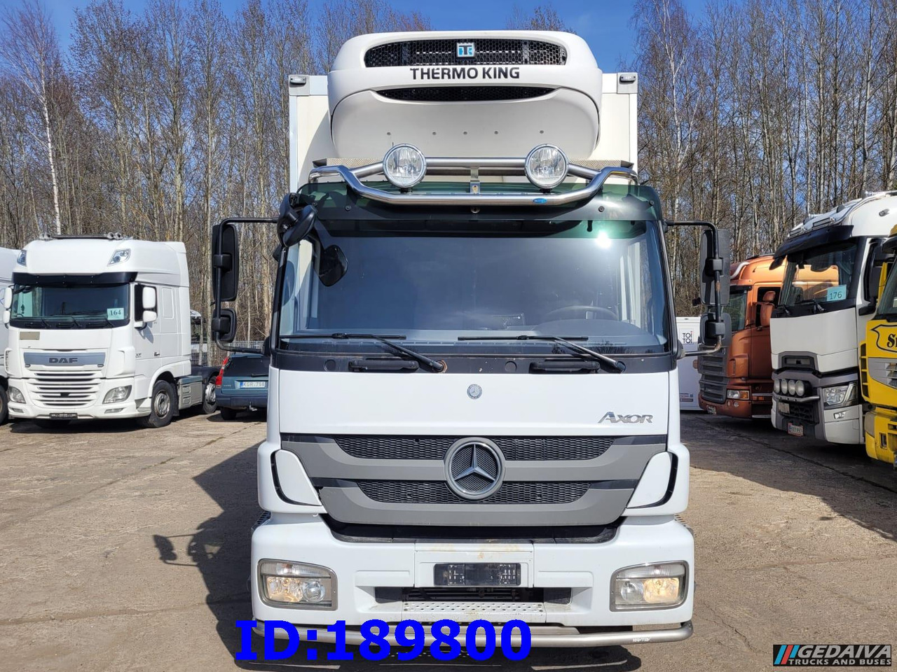 MERCEDES-BENZ Axor 1829 Euro5 Manual + Tail lift - Caminhão frigorífico: foto 2 MERCEDES-BENZ Axor 1829 Euro5 Manual + Tail lift - Caminhão frigorífico: foto 2