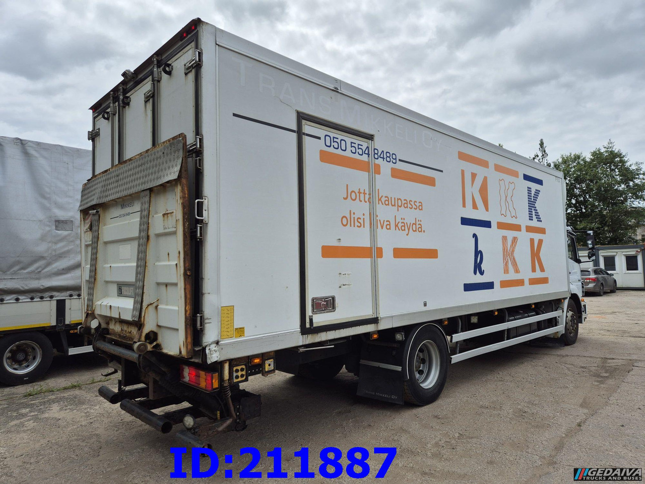MERCEDES-BENZ Axor 1833 - Manual - Caminhão frigorífico: foto 5 MERCEDES-BENZ Axor 1833 - Manual - Caminhão frigorífico: foto 5