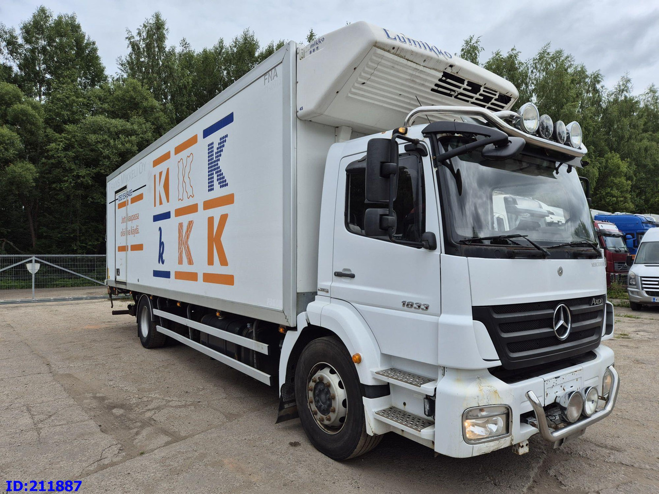 MERCEDES-BENZ Axor 1833 - Manual - Caminhão frigorífico: foto 4 MERCEDES-BENZ Axor 1833 - Manual - Caminhão frigorífico: foto 4