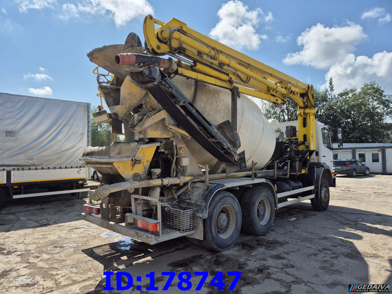 MERCEDES-BENZ Axor 2633 6x4 Schwing 750 - Autobomba de betão: foto 5 MERCEDES-BENZ Axor 2633 6x4 Schwing 750 - Autobomba de betão: foto 5