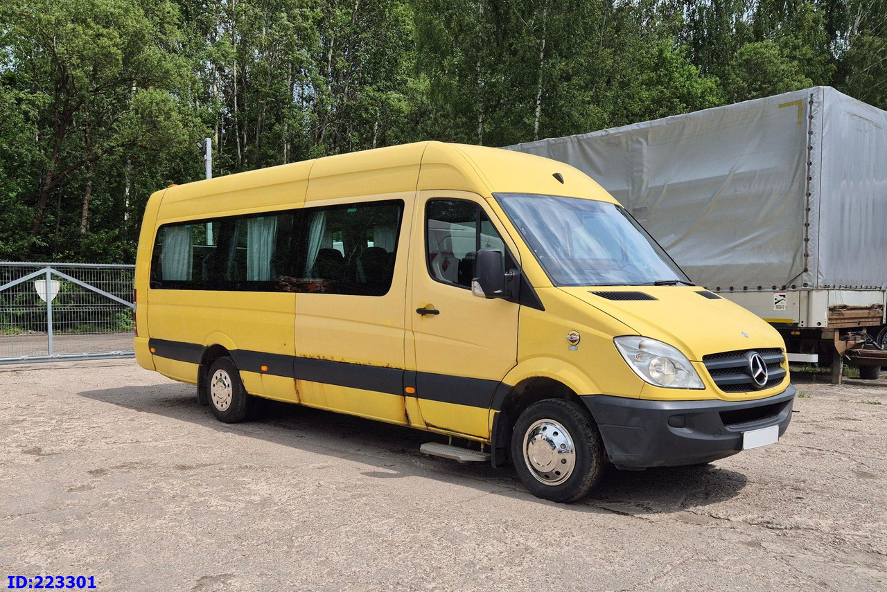 MERCEDES-BENZ Sprinter 515 TRANSFER 23 PLACES - Autocarro: foto 4 MERCEDES-BENZ Sprinter 515 TRANSFER 23 PLACES - Autocarro: foto 4