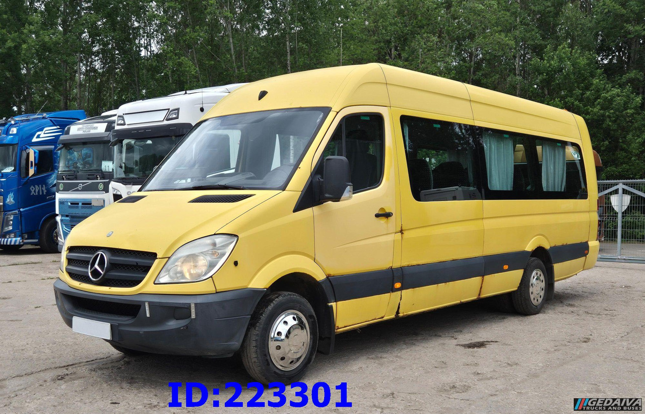 MERCEDES-BENZ Sprinter 515 TRANSFER 23 PLACES - Autocarro: foto 1 MERCEDES-BENZ Sprinter 515 TRANSFER 23 PLACES - Autocarro: foto 1