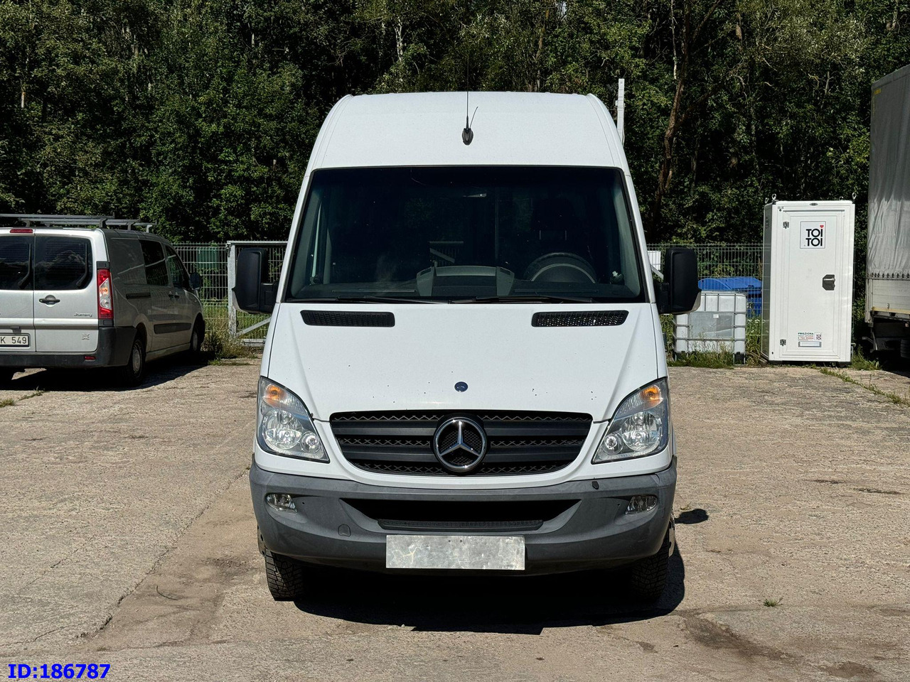 MERCEDES-BENZ Sprinter 516 - 17-seater - Euro5 - Autocarro: foto 2 MERCEDES-BENZ Sprinter 516 - 17-seater - Euro5 - Autocarro: foto 2