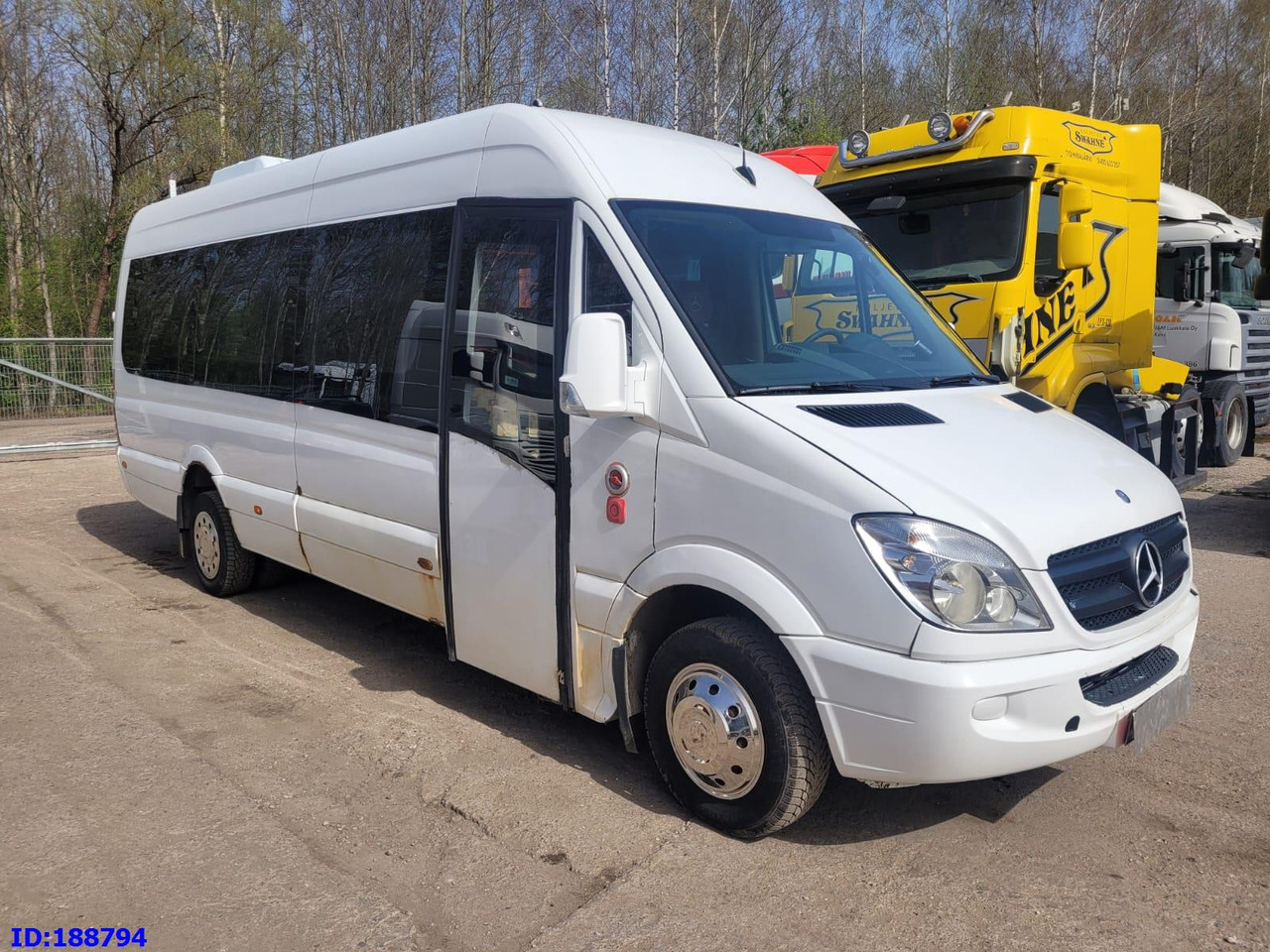 MERCEDES-BENZ Sprinter 518 - Kasten VIP - 20 Seater - Autocarro: foto 4 MERCEDES-BENZ Sprinter 518 - Kasten VIP - 20 Seater - Autocarro: foto 4