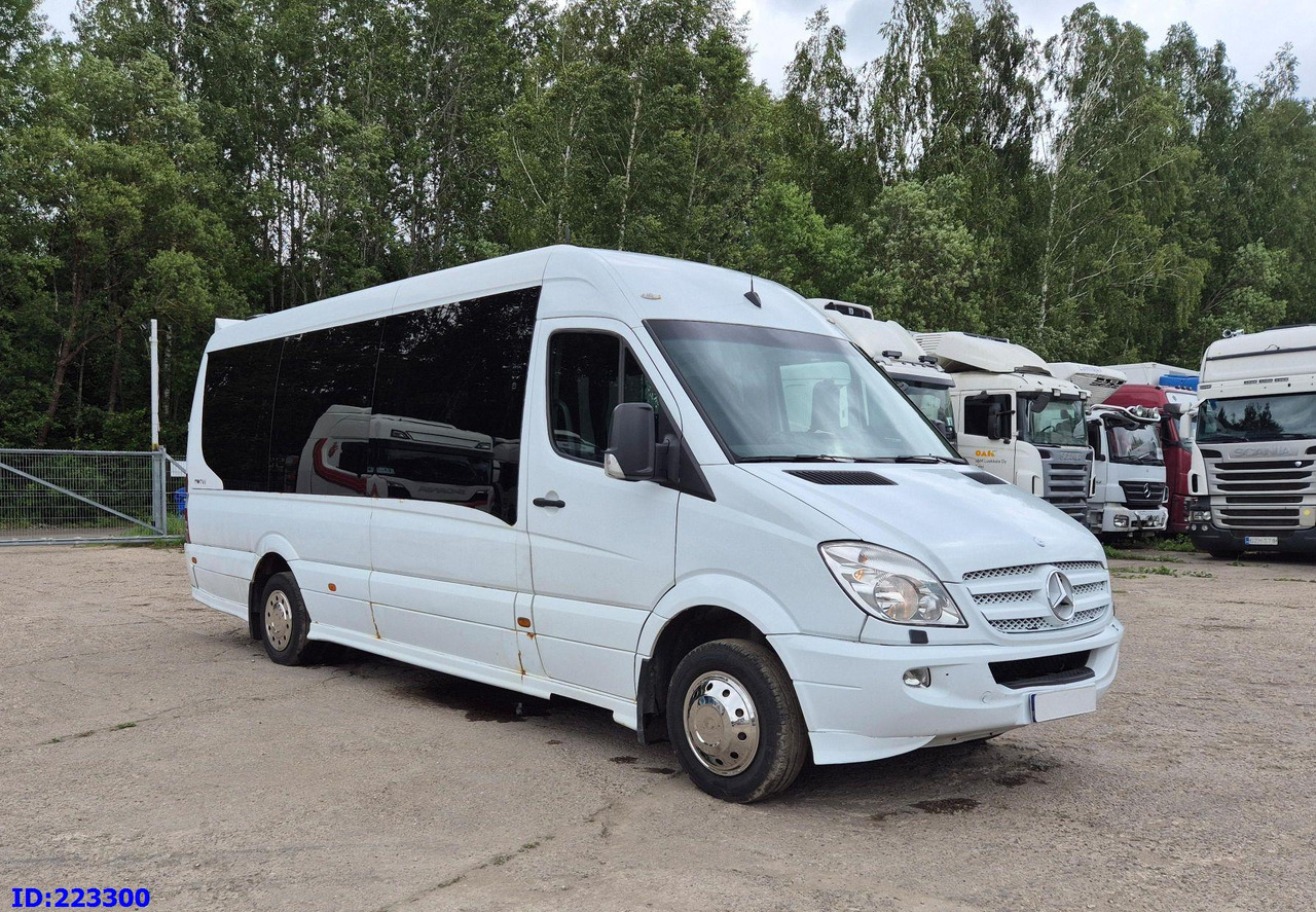 MERCEDES-BENZ Sprinter 518 VIP - 17 Seater - Autocarro: foto 4 MERCEDES-BENZ Sprinter 518 VIP - 17 Seater - Autocarro: foto 4