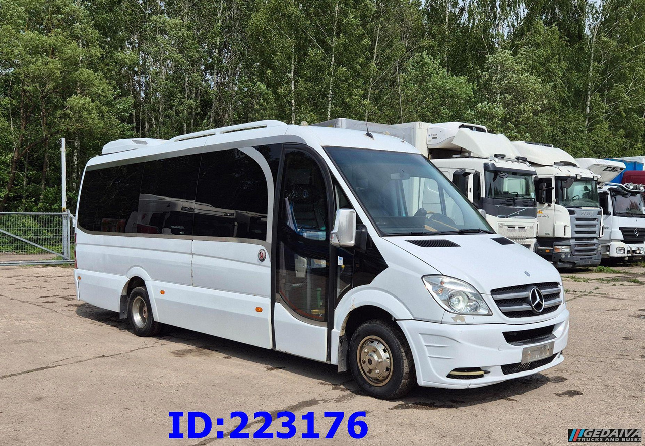 MERCEDES-BENZ Sprinter 519 VIP Luxury - Micro-ônibus, Furgão de passageiros: foto 1 MERCEDES-BENZ Sprinter 519 VIP Luxury - Micro-ônibus, Furgão de passageiros: foto 1
