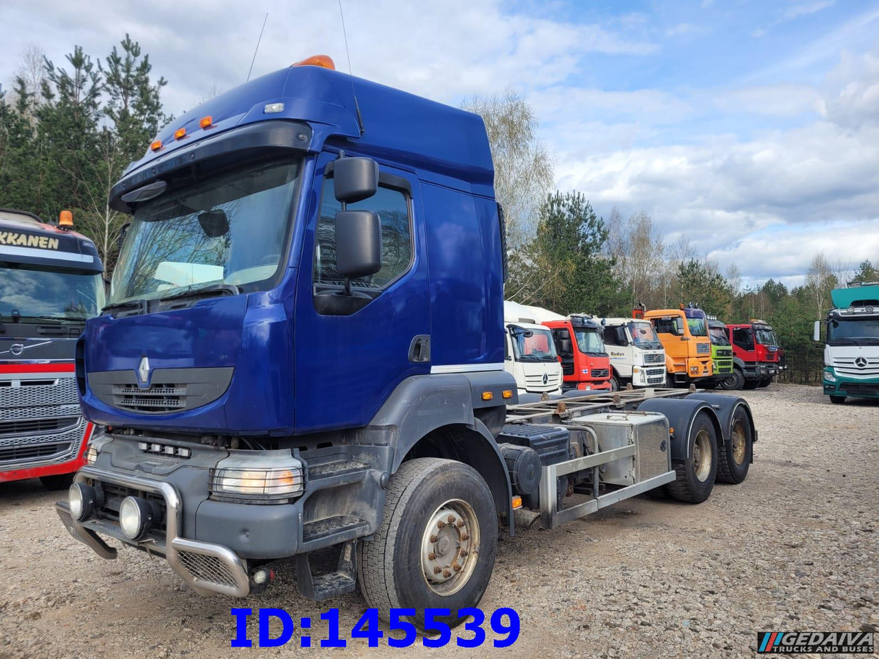 RENAULT Kerax 520HP 6x4 Full steel - Caminhão chassi: foto 1 RENAULT Kerax 520HP 6x4 Full steel - Caminhão chassi: foto 1