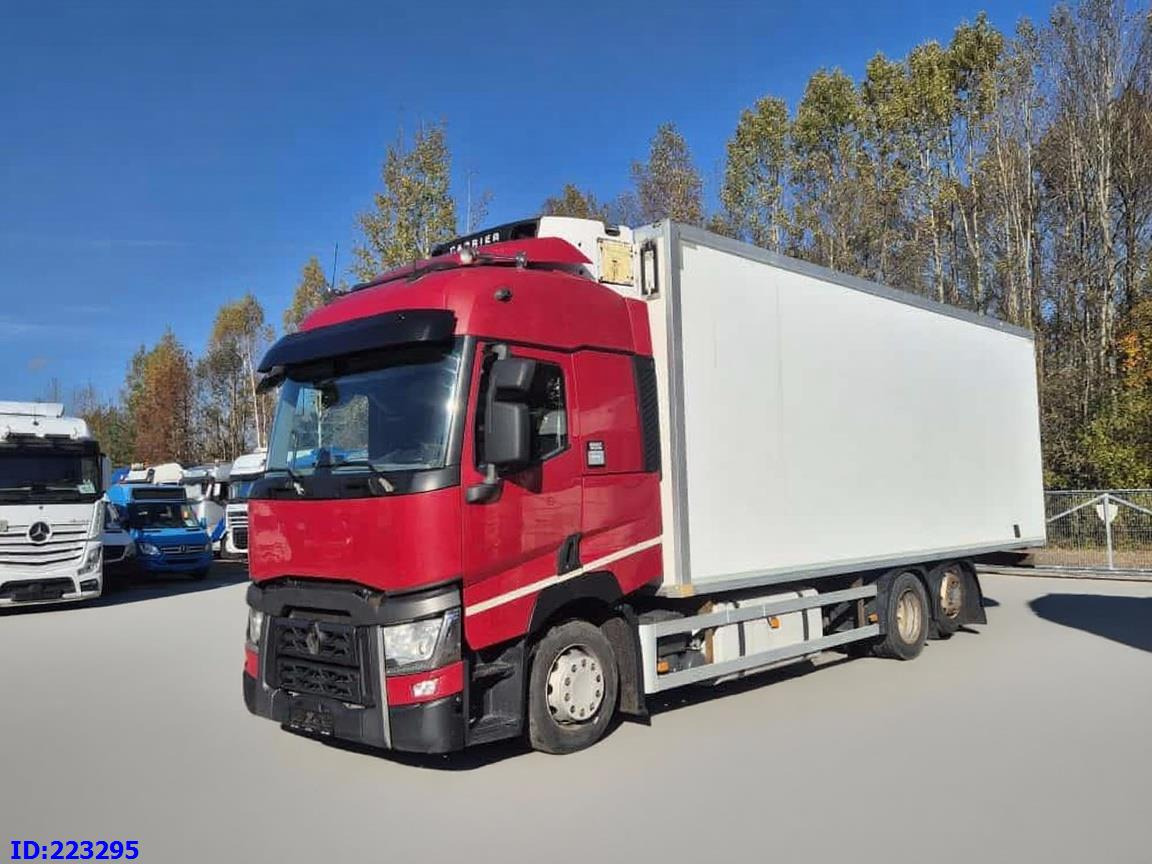 RENAULT T440 6x2 Euro 6 Refrigerated + Carrier Supra - Caminhão frigorífico: foto 1 RENAULT T440 6x2 Euro 6 Refrigerated + Carrier Supra - Caminhão frigorífico: foto 1