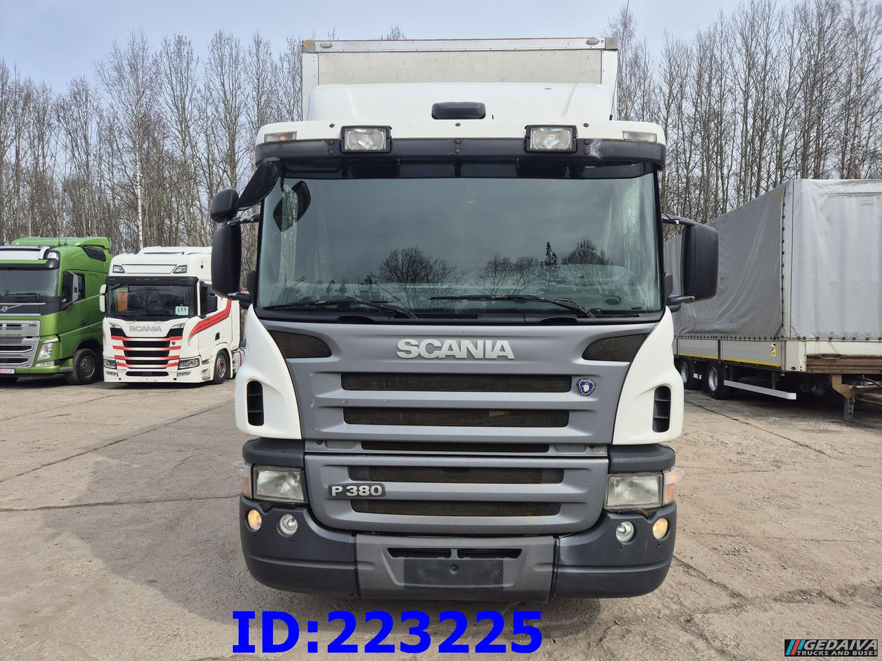 SCANIA P380 6x2 Open side box - Caminhão furgão: foto 2 SCANIA P380 6x2 Open side box - Caminhão furgão: foto 2