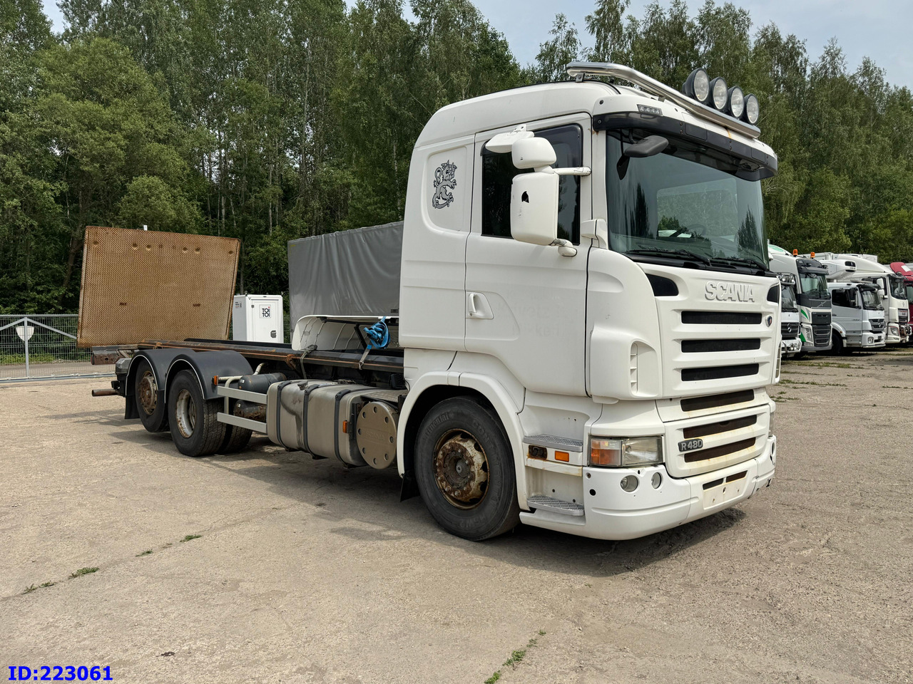 SCANIA R480 6X2 3 Pedals - Caminhão chassi: foto 4 SCANIA R480 6X2 3 Pedals - Caminhão chassi: foto 4