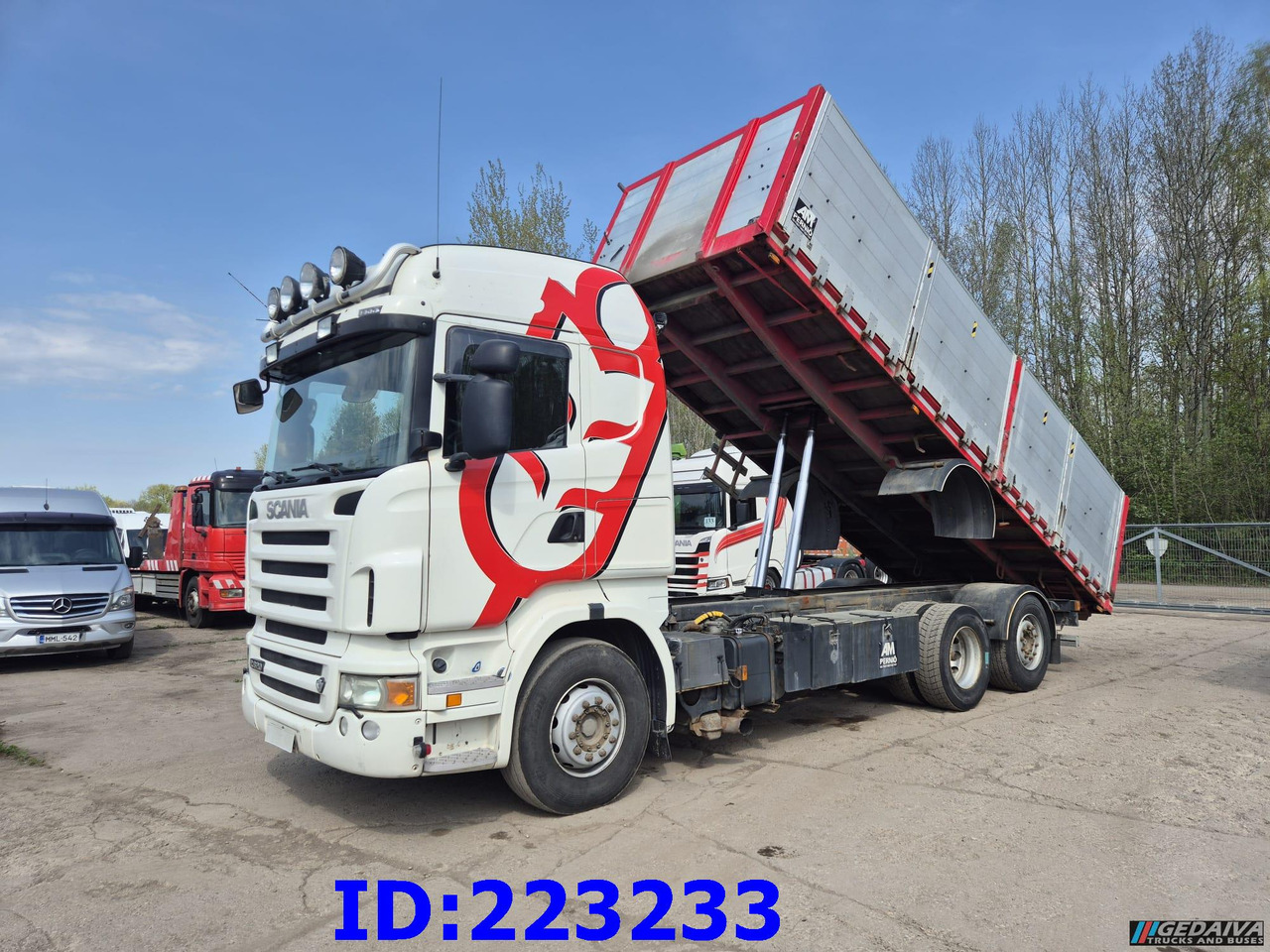 SCANIA R620 6x2 Euro5 - Caminhão basculante: foto 1 SCANIA R620 6x2 Euro5 - Caminhão basculante: foto 1