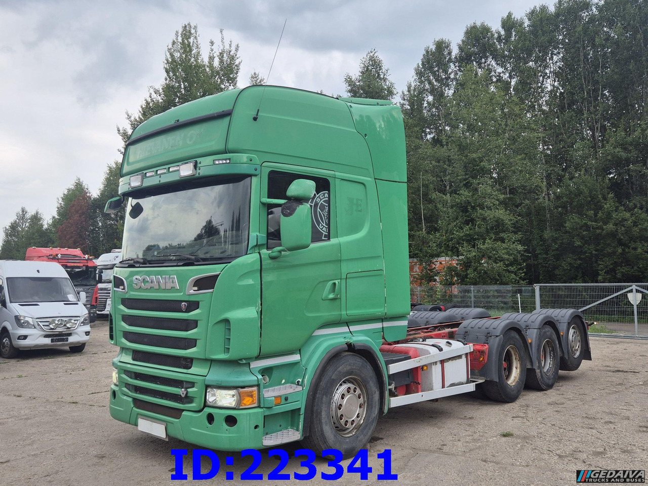 SCANIA R620 - 8x4 - Steering axle - Retarder - Caminhão chassi: foto 1 SCANIA R620 - 8x4 - Steering axle - Retarder - Caminhão chassi: foto 1