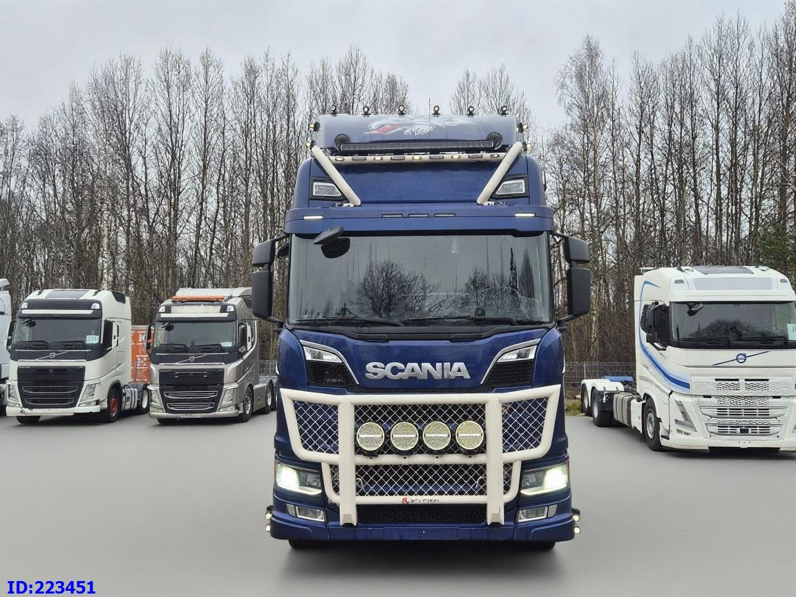 SCANIA R650 Full air 8x4 Steering axle (3 pedal) - Caminhão chassi: foto 2 SCANIA R650 Full air 8x4 Steering axle (3 pedal) - Caminhão chassi: foto 2