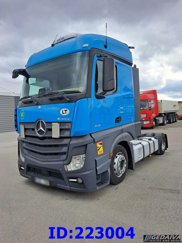 MERCEDES-BENZ Actros 1842 MEGA Euro6 - Tractor: foto 1 MERCEDES-BENZ Actros 1842 MEGA Euro6 - Tractor: foto 1