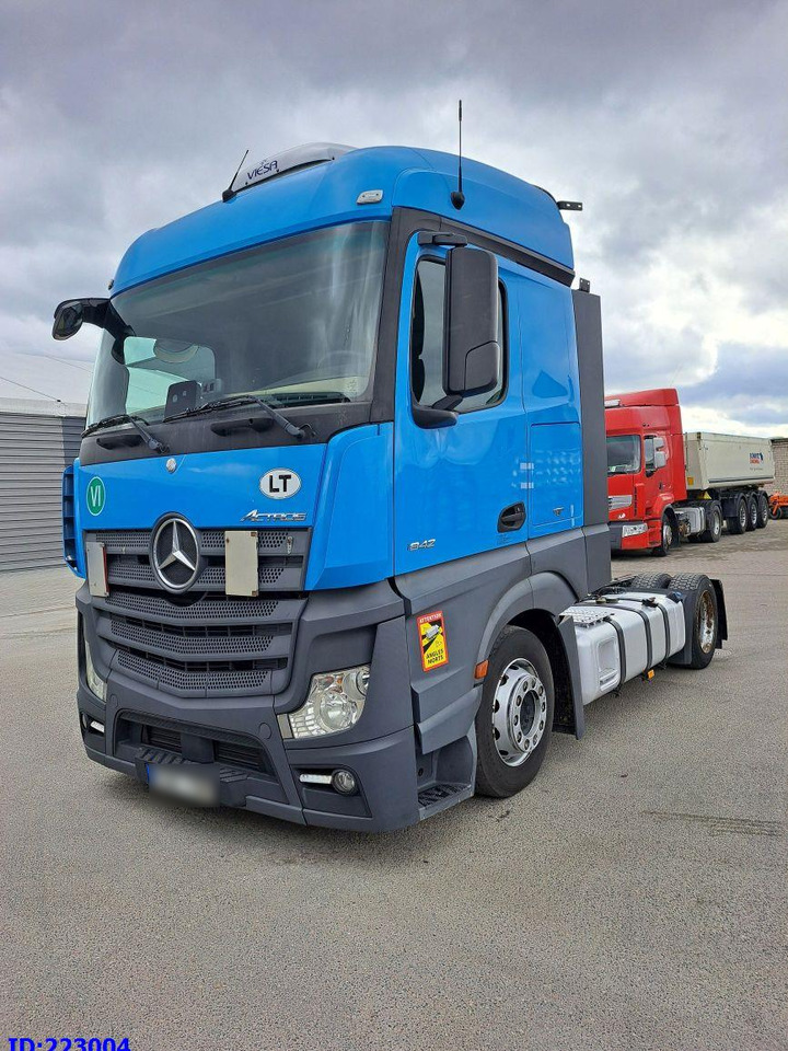 MERCEDES-BENZ Actros 1842 MEGA Euro6 - Tractor: foto 1 MERCEDES-BENZ Actros 1842 MEGA Euro6 - Tractor: foto 1