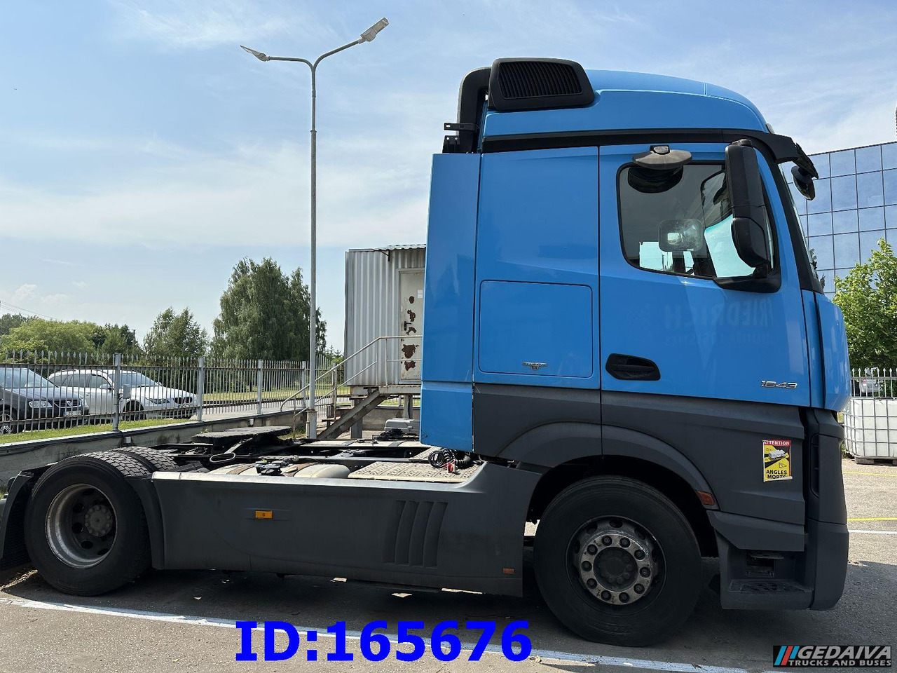 MERCEDES-BENZ Actros 1843 Euro6 - Engine damage - Tractor: foto 4 MERCEDES-BENZ Actros 1843 Euro6 - Engine damage - Tractor: foto 4