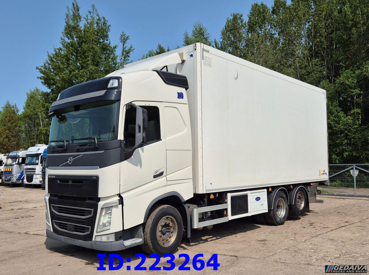 VOLVO FH13 460HP 6x2 Steering axle Euro6 - Caminhão frigorífico: foto 1 VOLVO FH13 460HP 6x2 Steering axle Euro6 - Caminhão frigorífico: foto 1