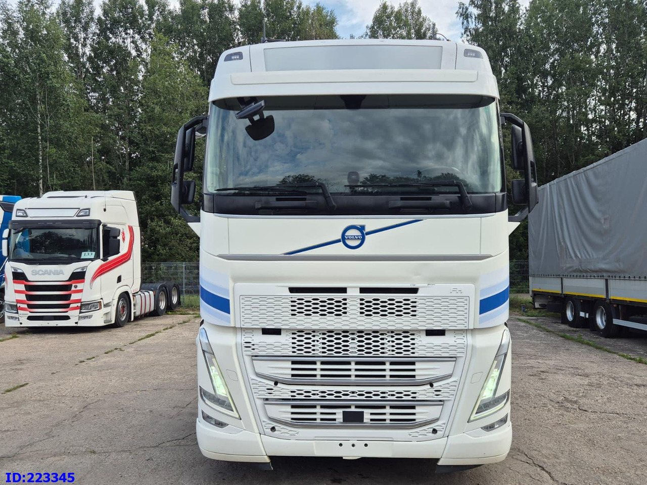 VOLVO FH13 500HP 6x2 10 tyre - New generation - Caminhão chassi: foto 2 VOLVO FH13 500HP 6x2 10 tyre - New generation - Caminhão chassi: foto 2