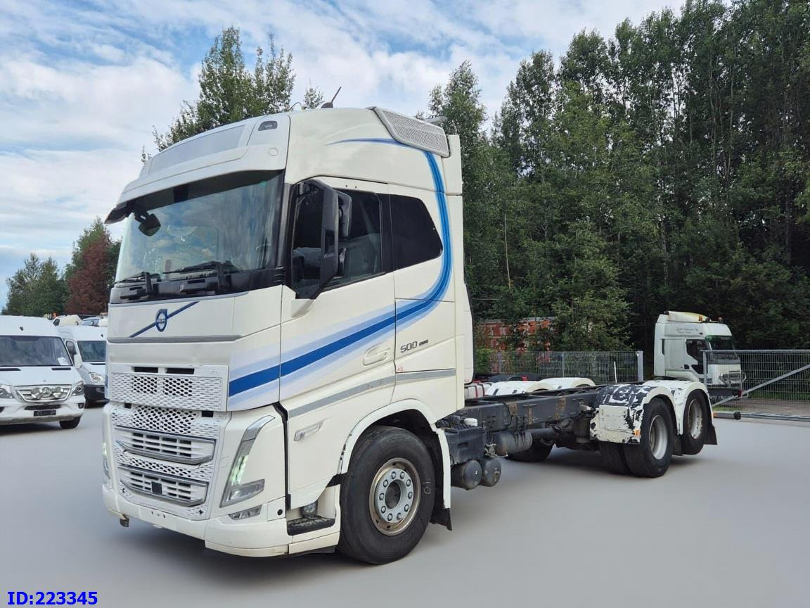VOLVO FH13 500HP 6x2 10 tyre - New generation - Caminhão chassi: foto 2 VOLVO FH13 500HP 6x2 10 tyre - New generation - Caminhão chassi: foto 2