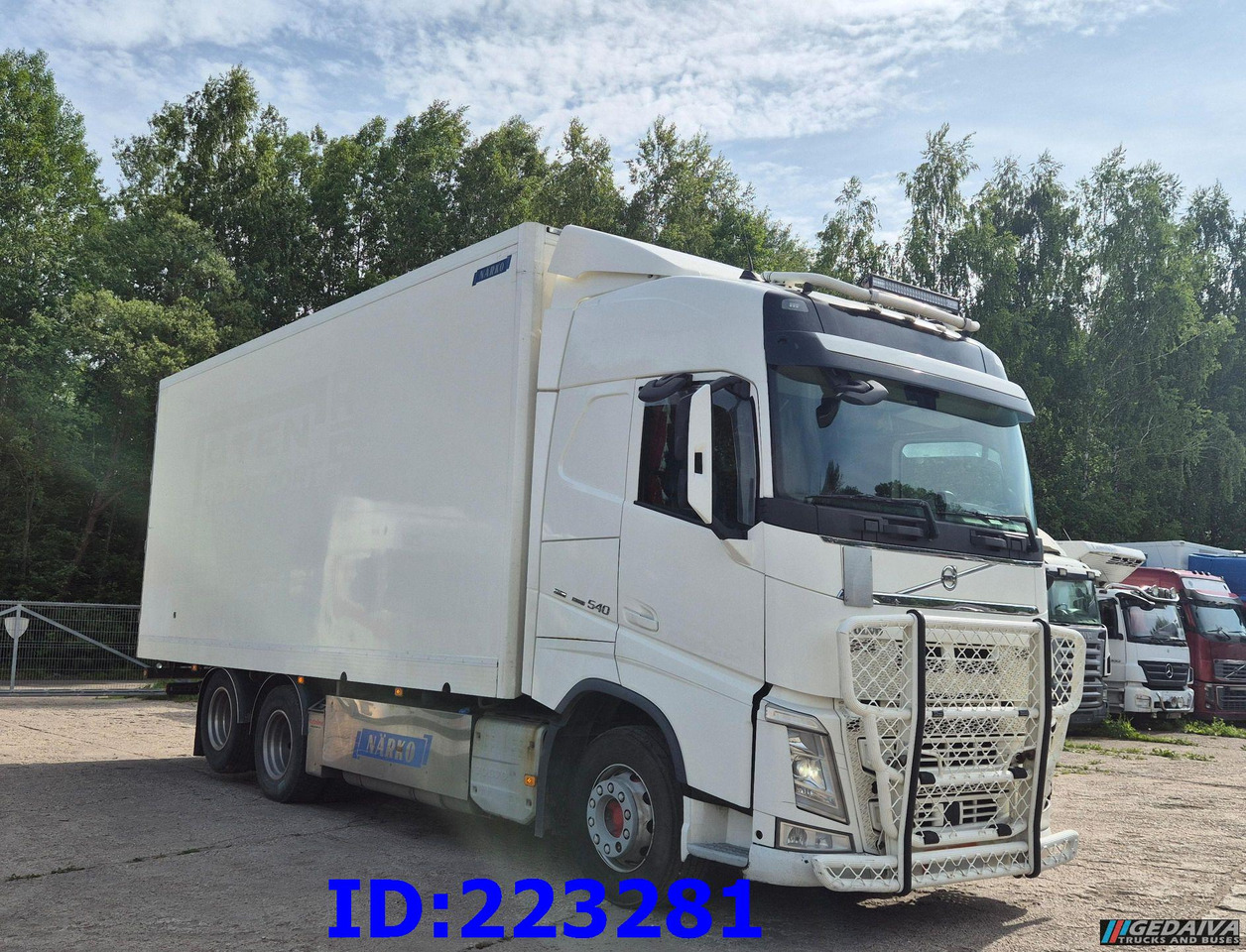 VOLVO FH13 540HP 6x2 (10 tyre) Euro6 - Caminhão isotérmico: foto 4 VOLVO FH13 540HP 6x2 (10 tyre) Euro6 - Caminhão isotérmico: foto 4