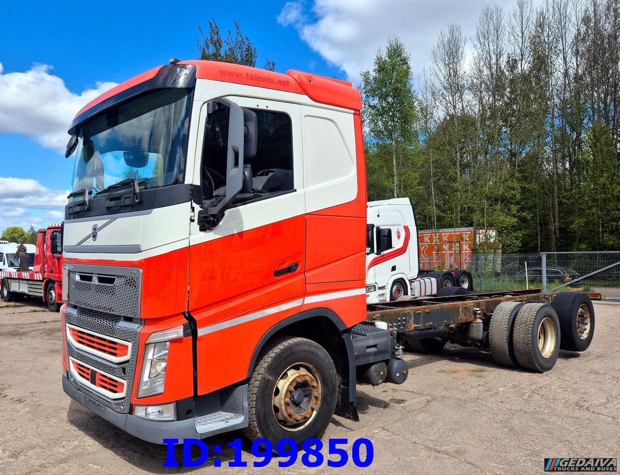 VOLVO FH13 540HP 6x2 Euro6 - Caminhão chassi: foto 1 VOLVO FH13 540HP 6x2 Euro6 - Caminhão chassi: foto 1