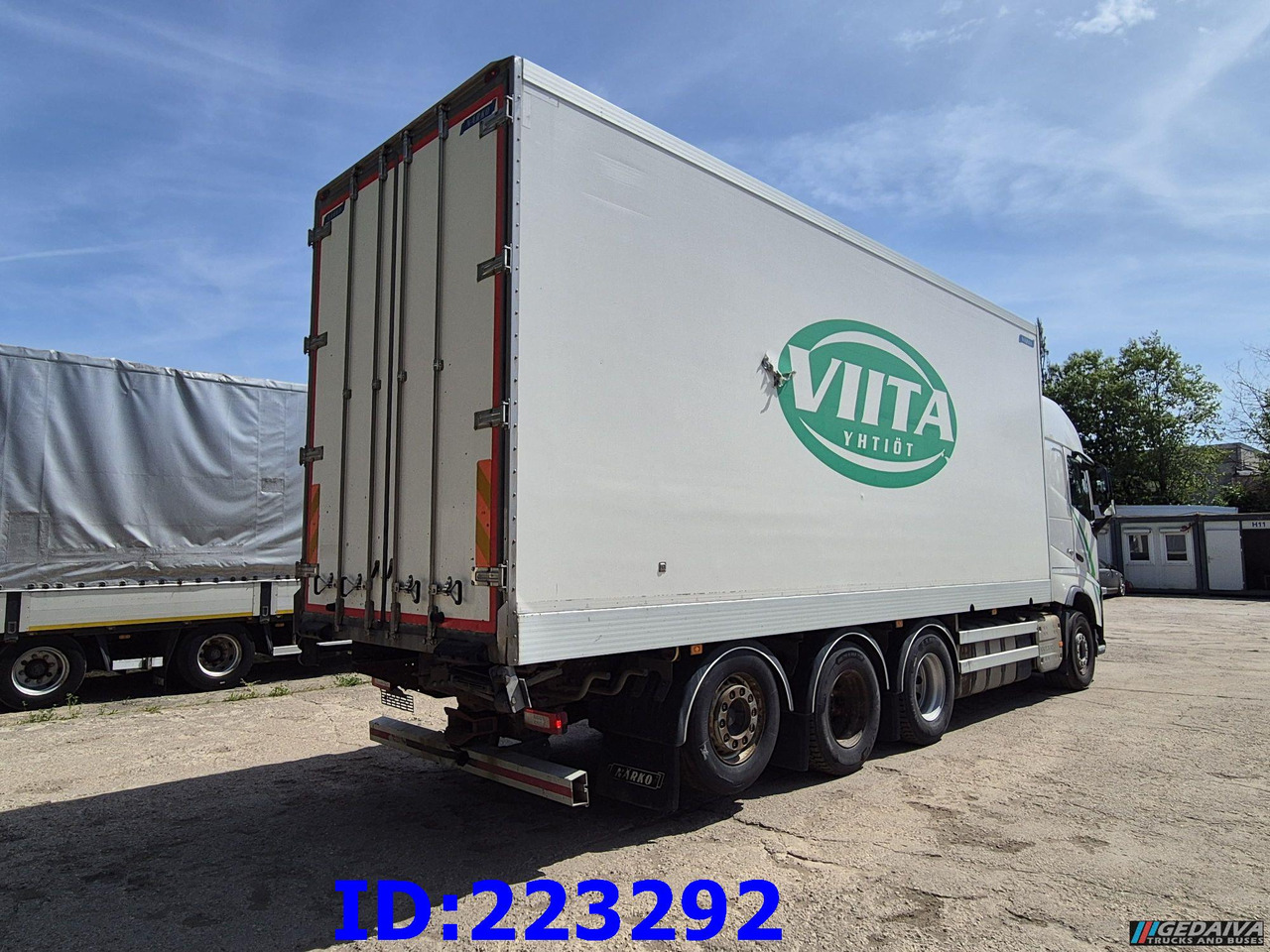 VOLVO FH13 540HP 8x4 Steering axle - Caminhão isotérmico: foto 5 VOLVO FH13 540HP 8x4 Steering axle - Caminhão isotérmico: foto 5