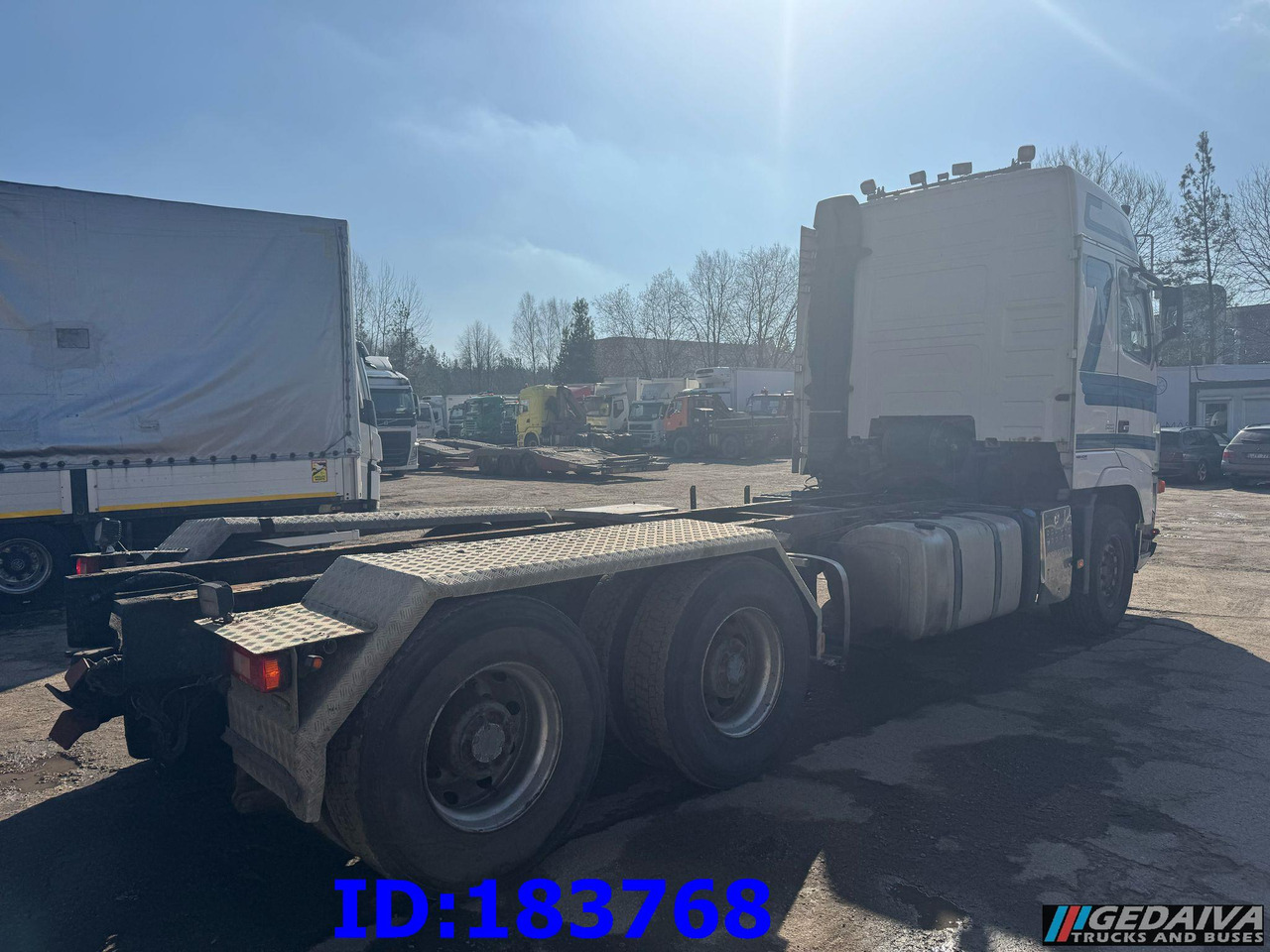 VOLVO FH16 580HP 6x4 BigAxles - Caminhão chassi: foto 4 VOLVO FH16 580HP 6x4 BigAxles - Caminhão chassi: foto 4