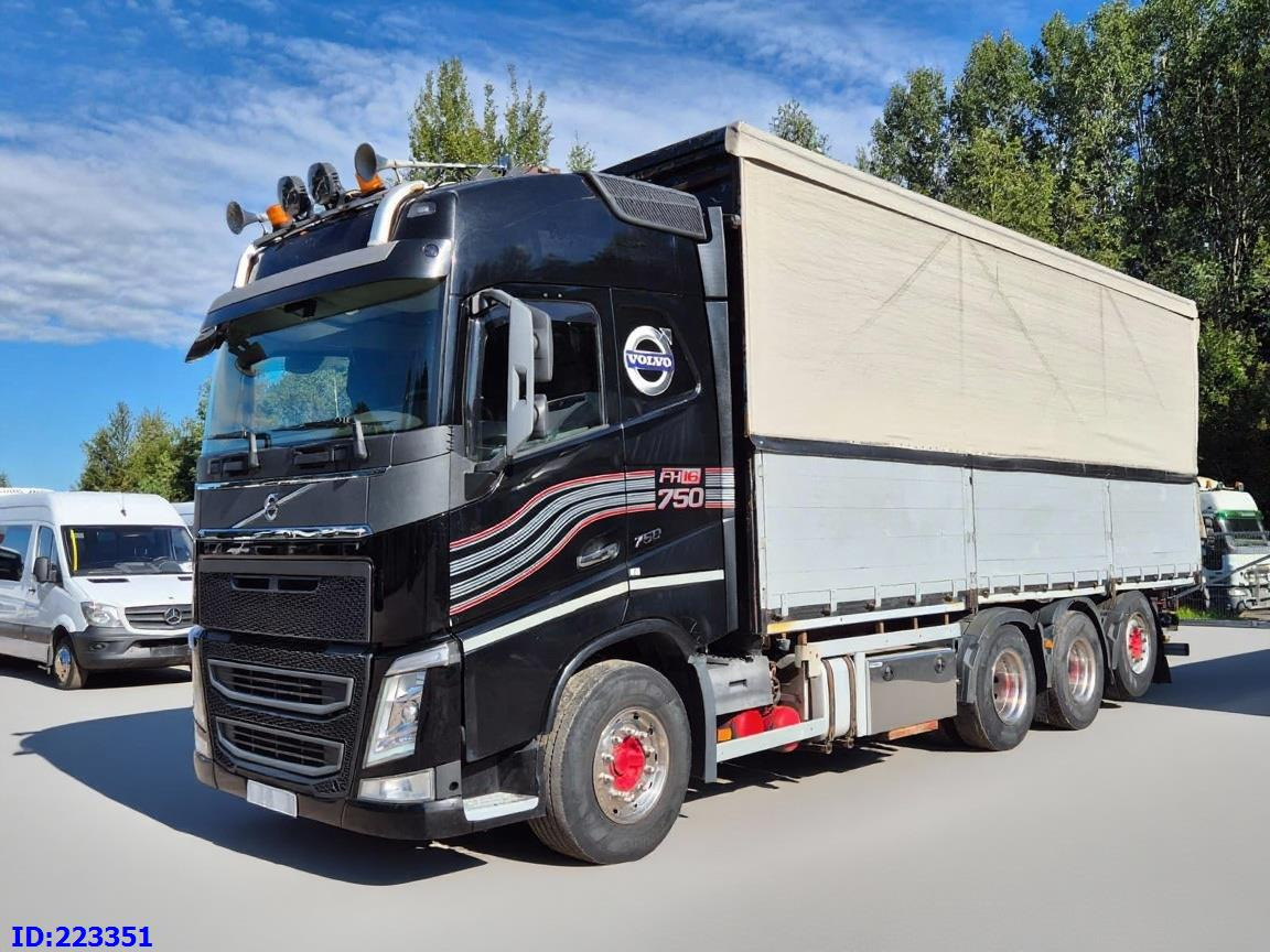 VOLVO FH16 750HP - 8x4-Steering axle - Caminhão com lona: foto 1 VOLVO FH16 750HP - 8x4-Steering axle - Caminhão com lona: foto 1