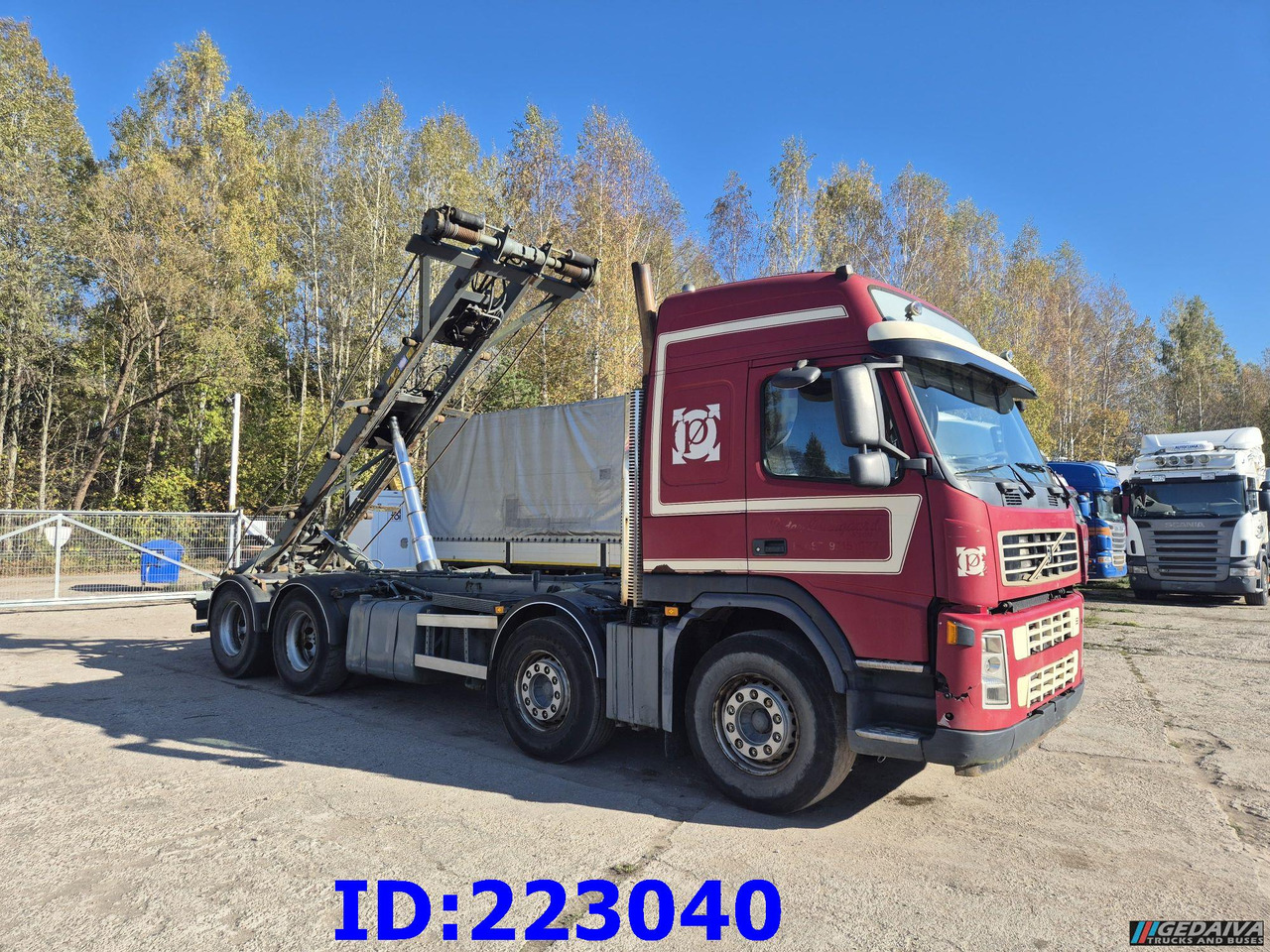 VOLVO FM12 420HP 8x2 - Caminhão basculante: foto 4 VOLVO FM12 420HP 8x2 - Caminhão basculante: foto 4