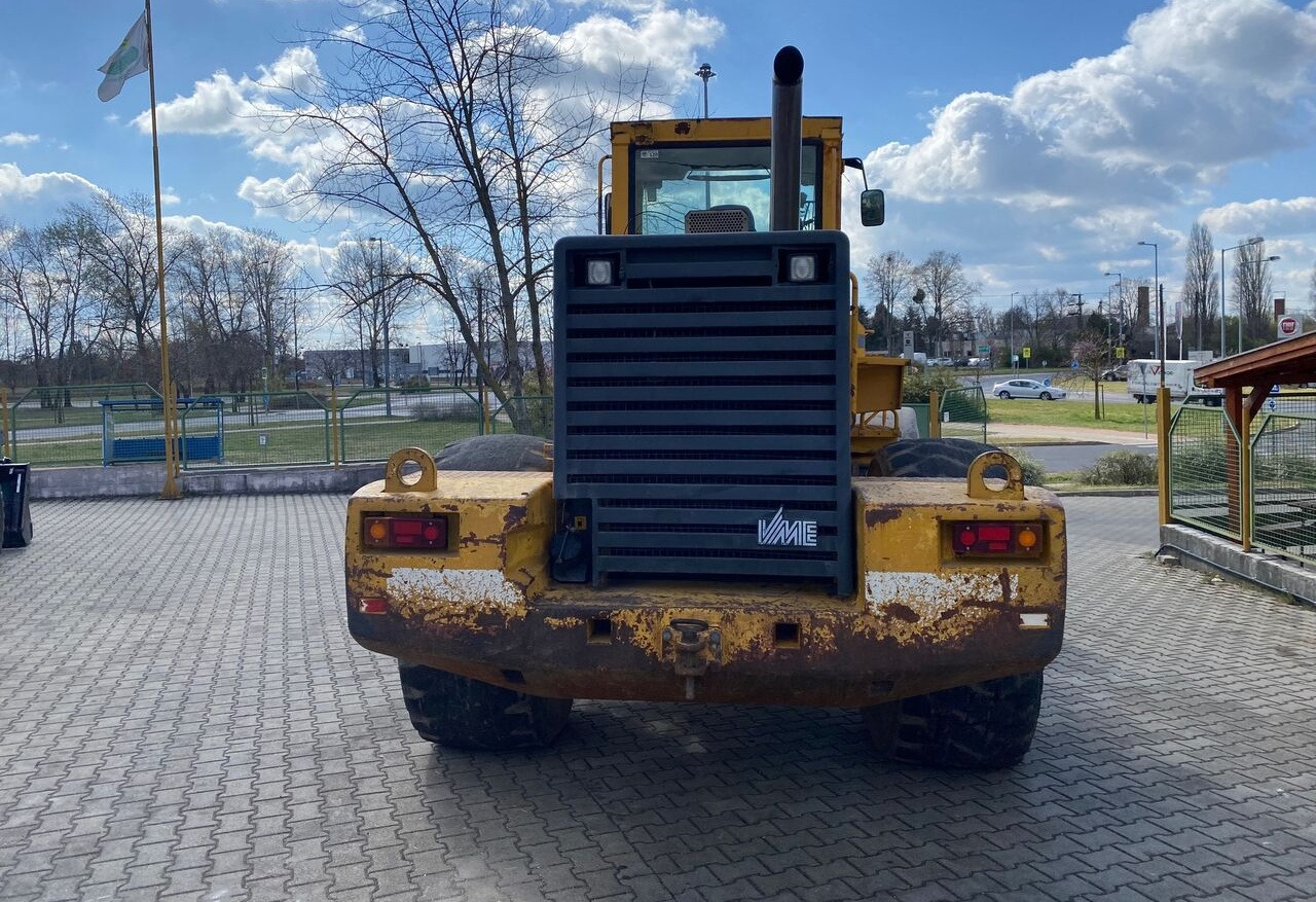 Volvo L180 - Carregadeira de rodas: foto 3 Volvo L180 - Carregadeira de rodas: foto 3