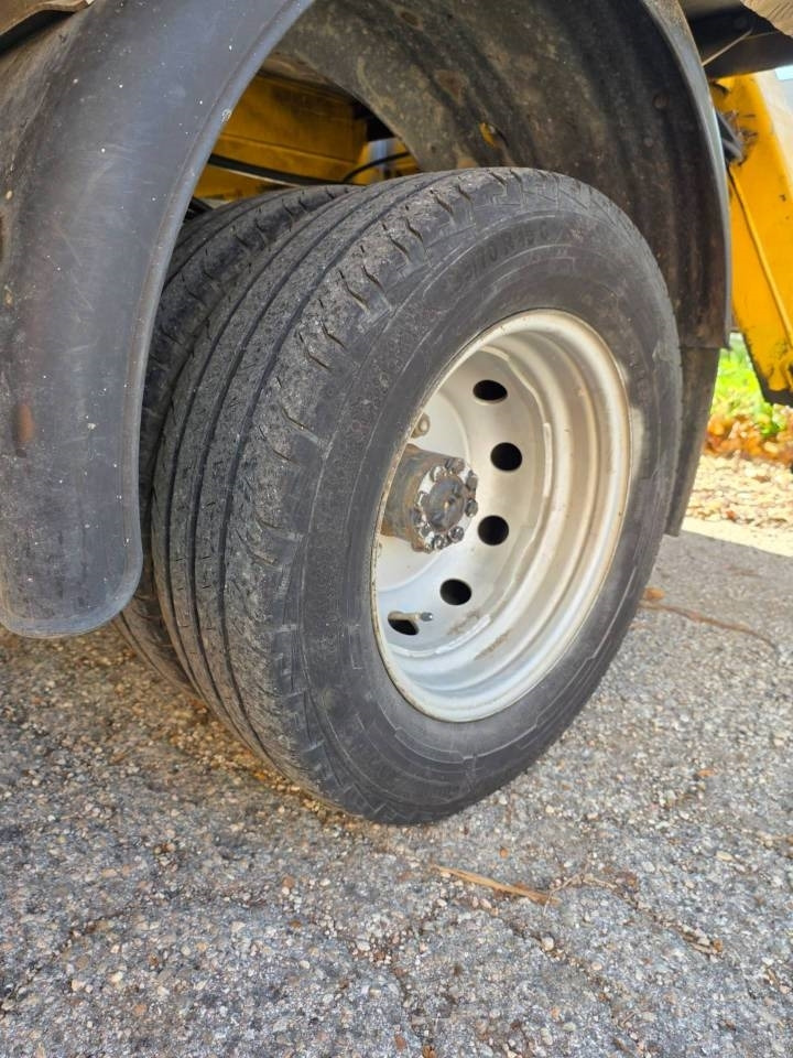 CTE ZED 20 - Caminhão com plataforma aérea: foto 4 CTE ZED 20 - Caminhão com plataforma aérea: foto 4