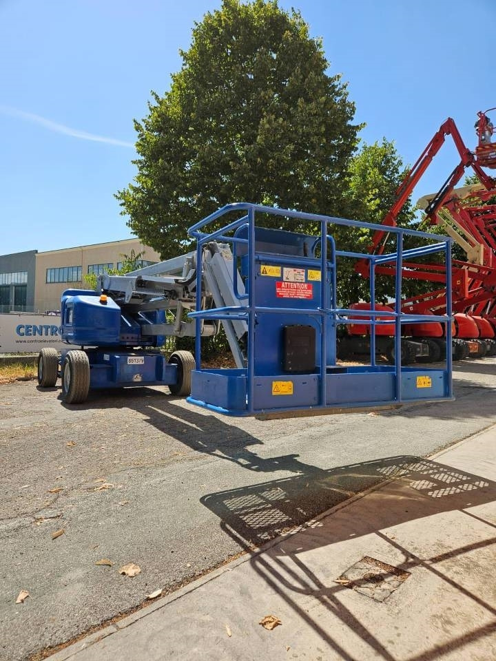 Locação de Genie Z 45/25 J DC  Genie Z 45/25 J DC: foto 17