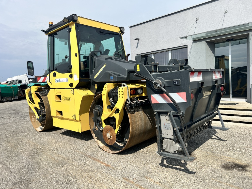 Bomag BW 174 AP-4i AM (111651) - Compactador de asfalto: foto 3 Bomag BW 174 AP-4i AM (111651) - Compactador de asfalto: foto 3