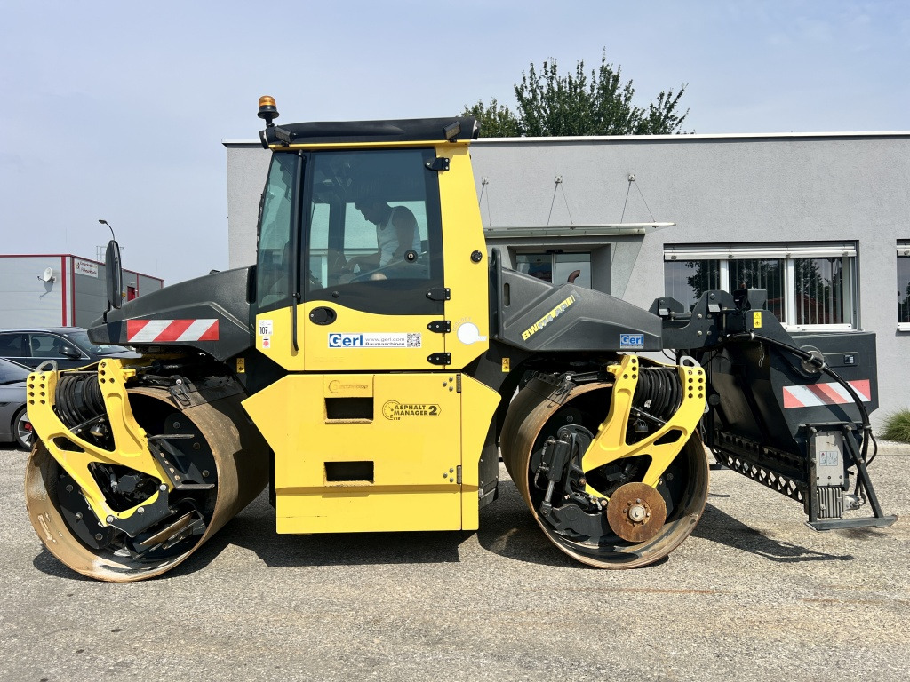 Bomag BW 174 AP-4i AM (111651) - Compactador de asfalto: foto 1 Bomag BW 174 AP-4i AM (111651) - Compactador de asfalto: foto 1