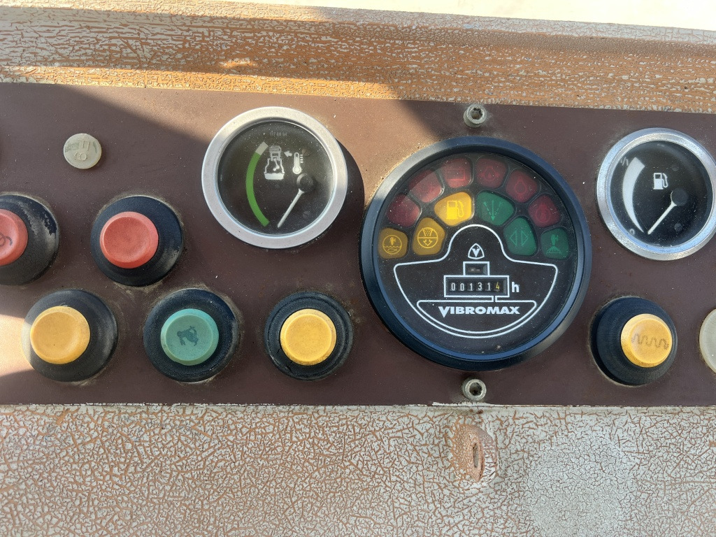 Compactador JCB Vibromax W 1402 PD (111495): foto 12 Compactador JCB Vibromax W 1402 PD (111495): foto 12