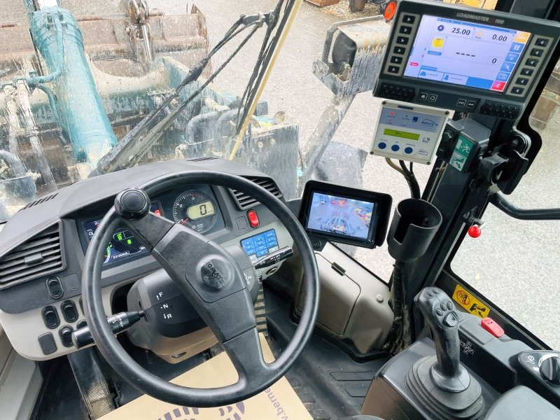 Komatsu WA320-8 (3661) - Carregadeira de rodas: foto 4 Komatsu WA320-8 (3661) - Carregadeira de rodas: foto 4