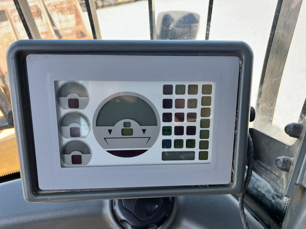 Carregadeira de rodas Liebherr L 556 (111583): foto 12 Carregadeira de rodas Liebherr L 556 (111583): foto 12