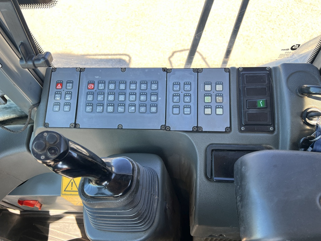 Carregadeira de rodas Liebherr L 556 (111583): foto 11 Carregadeira de rodas Liebherr L 556 (111583): foto 11