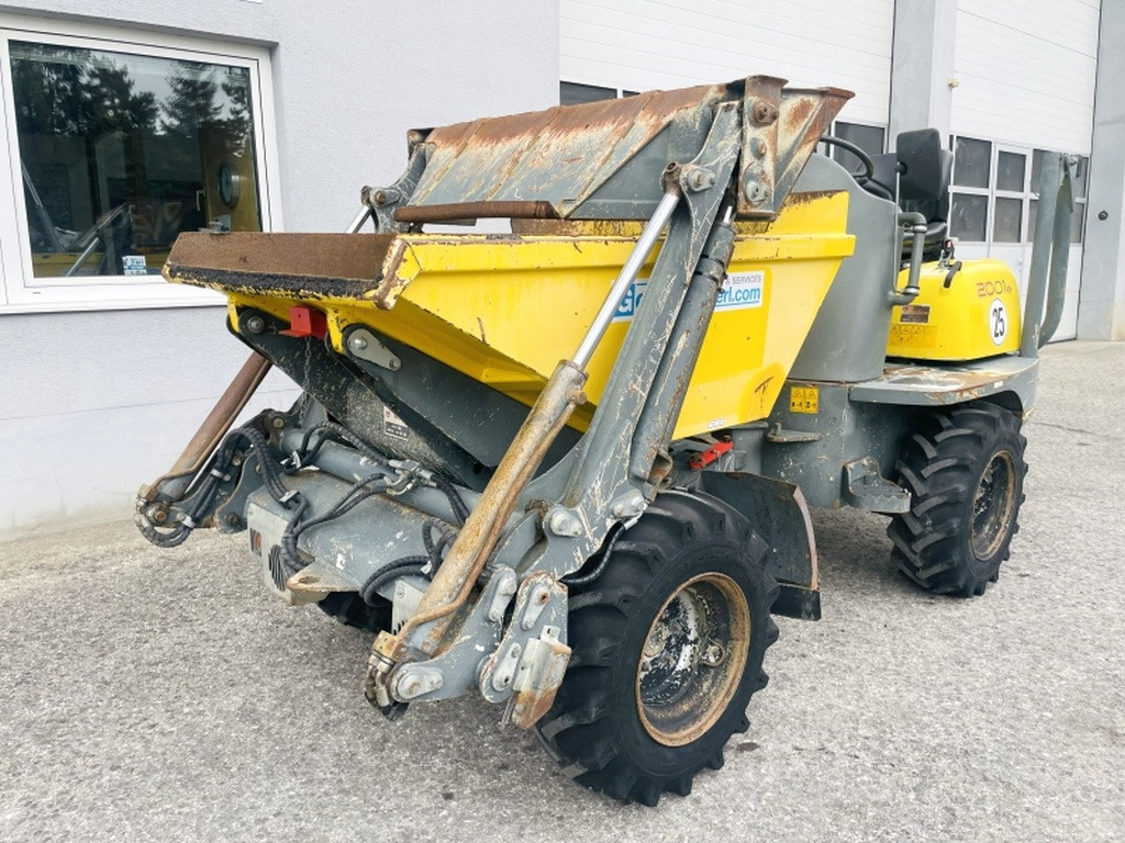 Neuson 2001 Selbstlader (4058) - Tombador: foto 3 Neuson 2001 Selbstlader (4058) - Tombador: foto 3