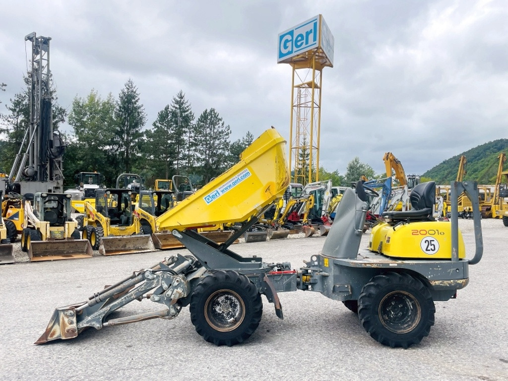 Neuson 2001 Selbstlader (4058) - Tombador: foto 1 Neuson 2001 Selbstlader (4058) - Tombador: foto 1