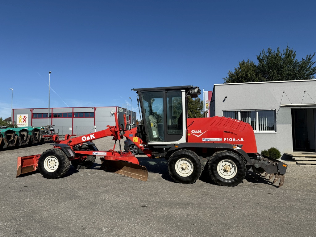 O&K – New Holland F 106.6 A (111700) - Motoniveladora: foto 1 O&K – New Holland F 106.6 A (111700) - Motoniveladora: foto 1