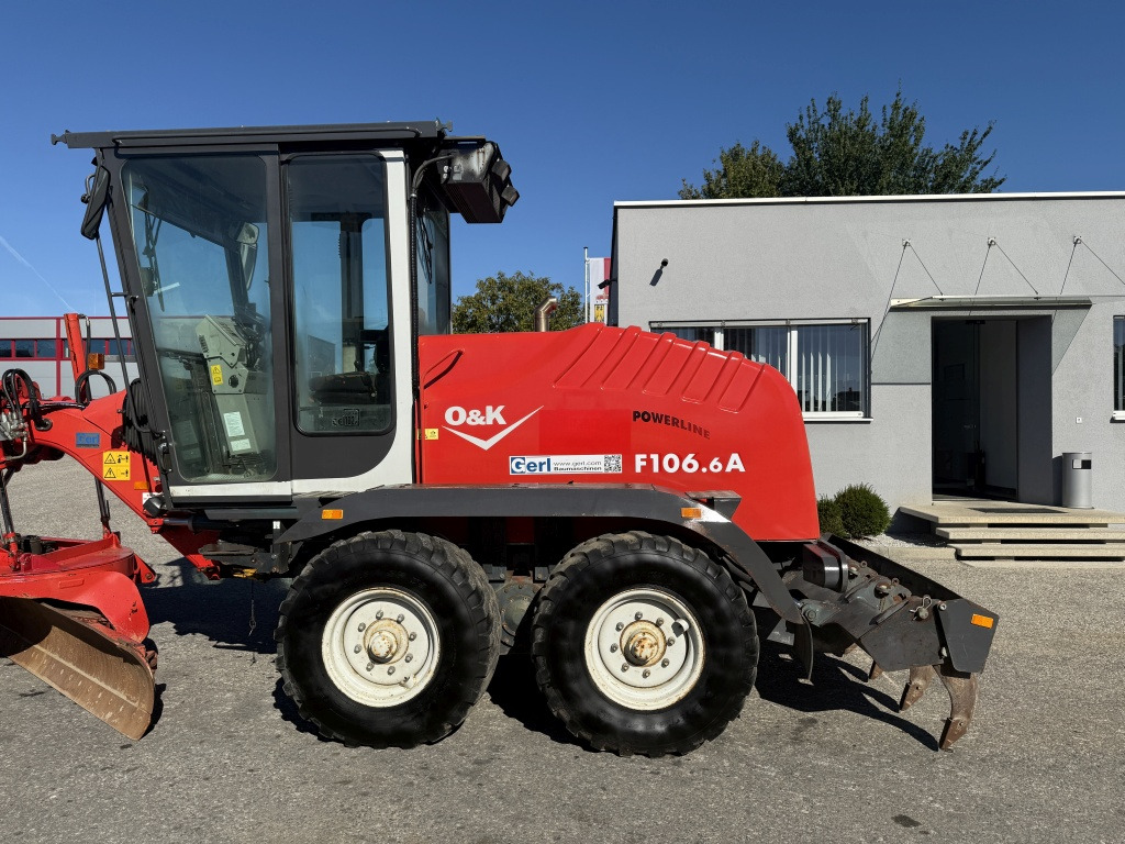 O&K – New Holland F 106.6 A (111700) - Motoniveladora: foto 2 O&K – New Holland F 106.6 A (111700) - Motoniveladora: foto 2