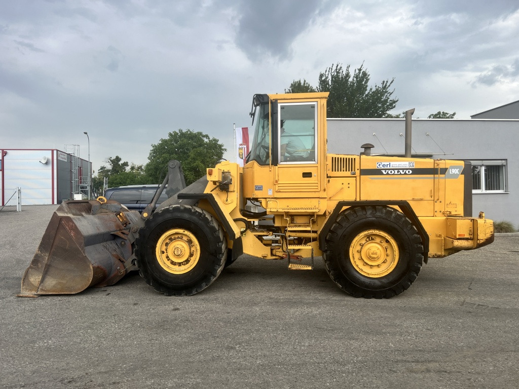 Volvo L 90 C (111618) - Carregadeira de rodas: foto 1 Volvo L 90 C (111618) - Carregadeira de rodas: foto 1