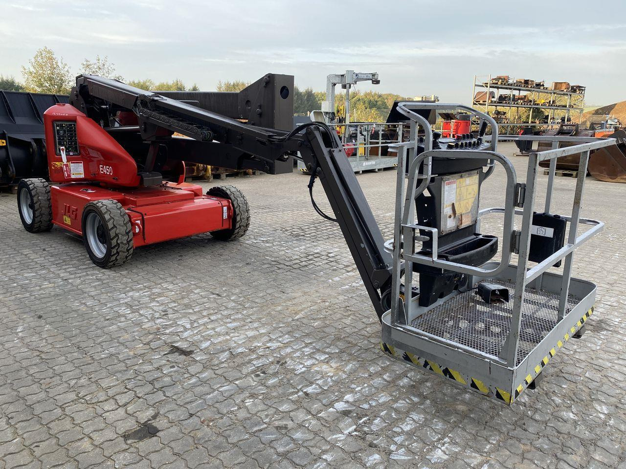 JLG E450AJ - Plataforma articulada: foto 5 JLG E450AJ - Plataforma articulada: foto 5