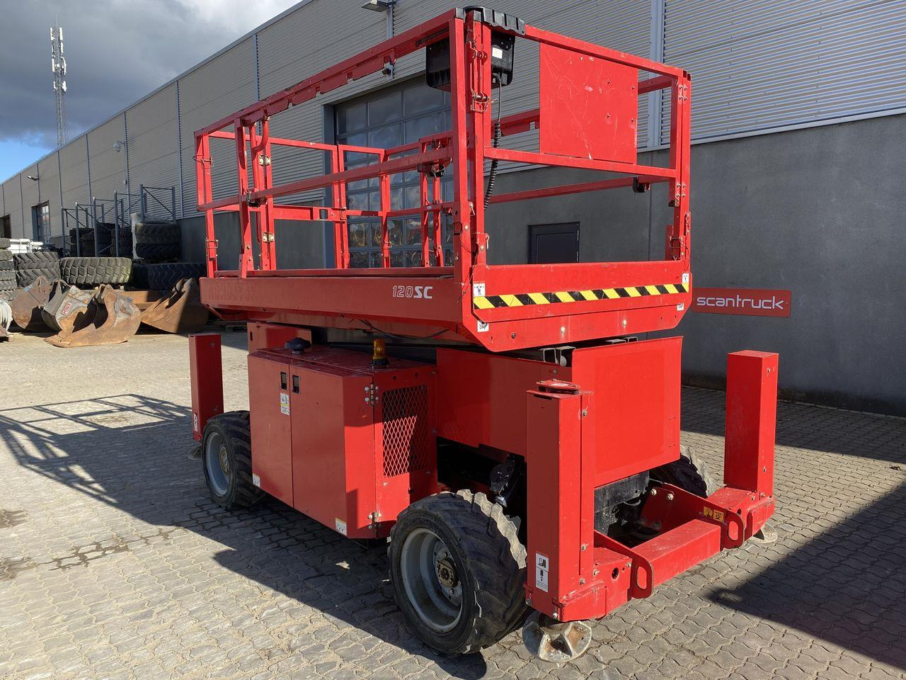 Manitou 120SC - Plataforma de Tijera/ Plataforma de tesoura: foto 2 Manitou 120SC - Plataforma de Tijera/ Plataforma de tesoura: foto 2