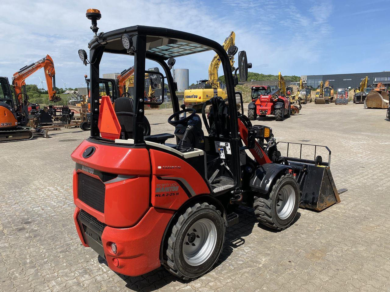 Manitou MLA 2-25H-4P - Carregadeira articulada: foto 4 Manitou MLA 2-25H-4P - Carregadeira articulada: foto 4