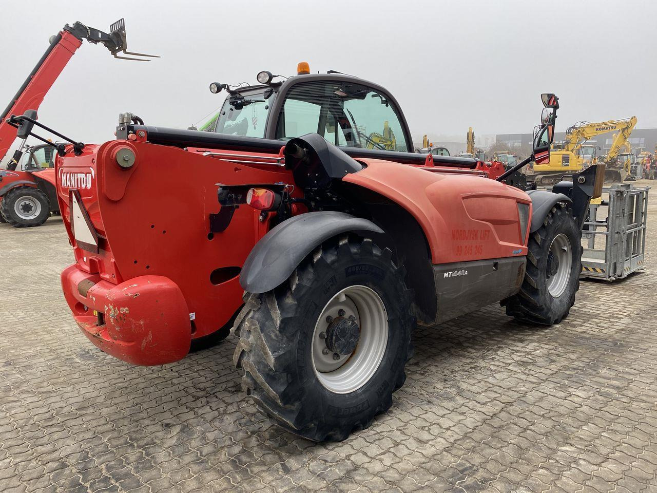 Manitou MT1840A ST4 - Empilhador telescópico: foto 4 Manitou MT1840A ST4 - Empilhador telescópico: foto 4