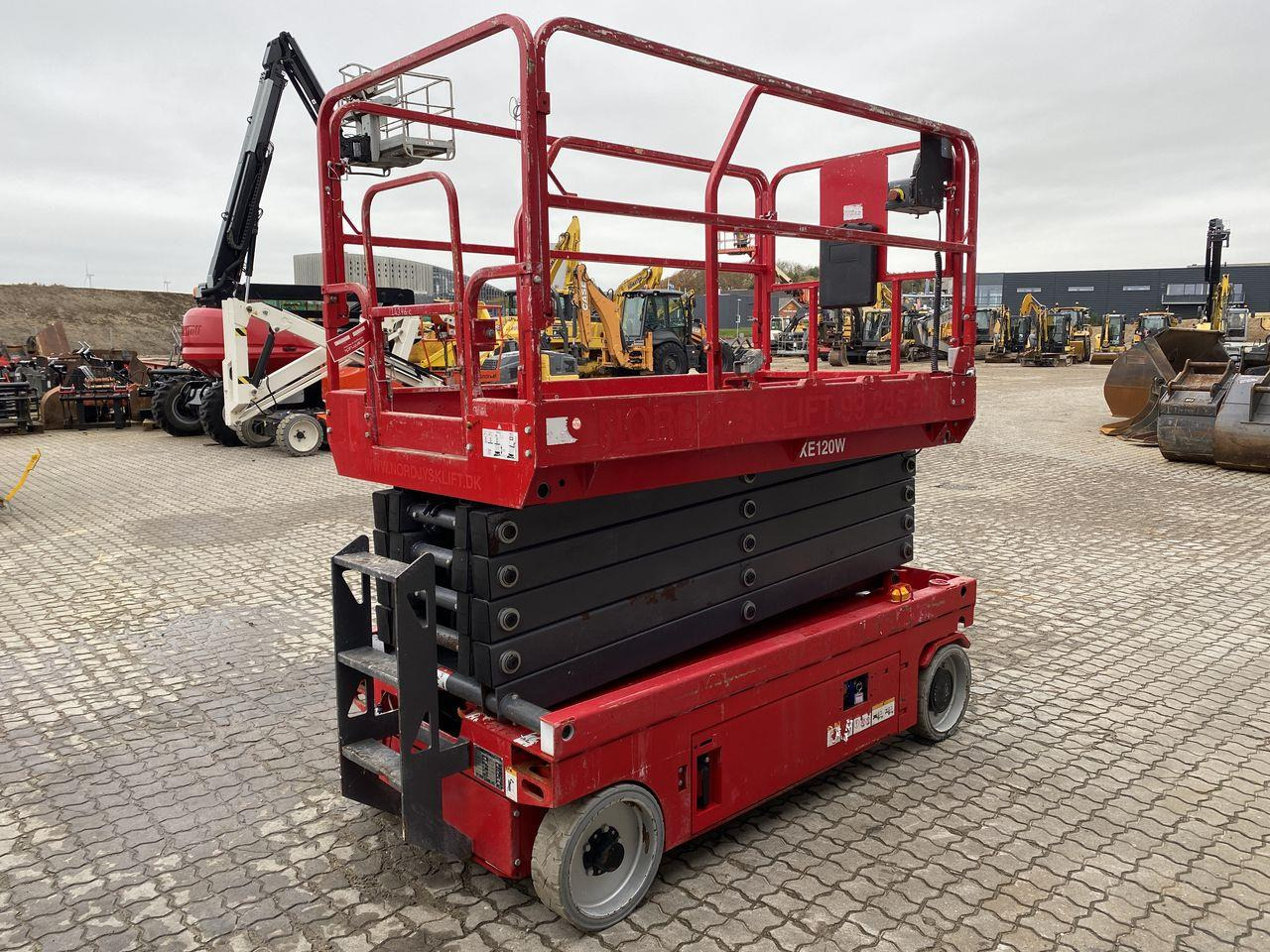 Mantall XE120W - Plataforma de Tijera/ Plataforma de tesoura: foto 4 Mantall XE120W - Plataforma de Tijera/ Plataforma de tesoura: foto 4